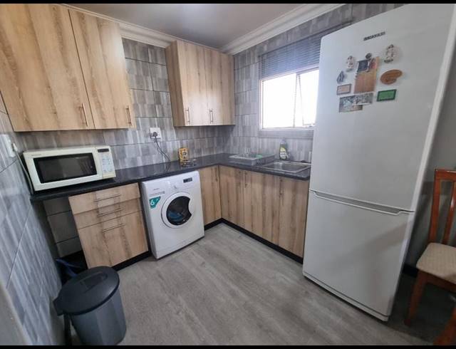 4 BEDROOM HOUSE FOR SALE IN BRACKENHURST